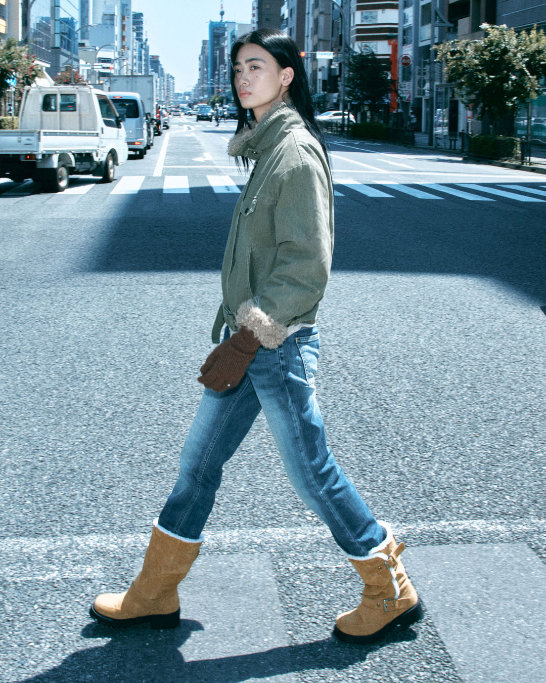 Hatched Shearling Boots / Camel