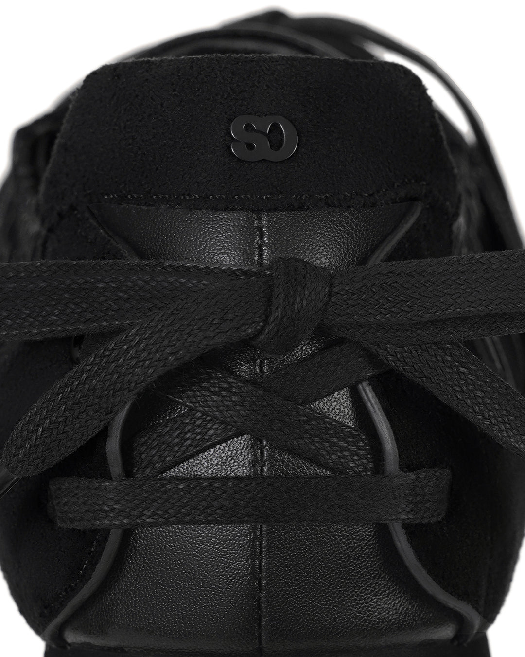 Double Tied Sneakers / Black