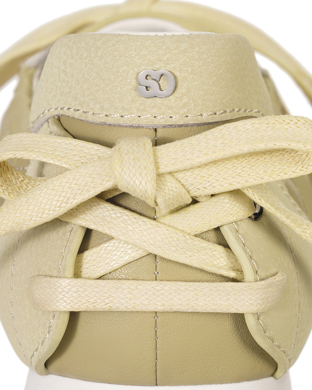 Double Tied Sneakers / Butter