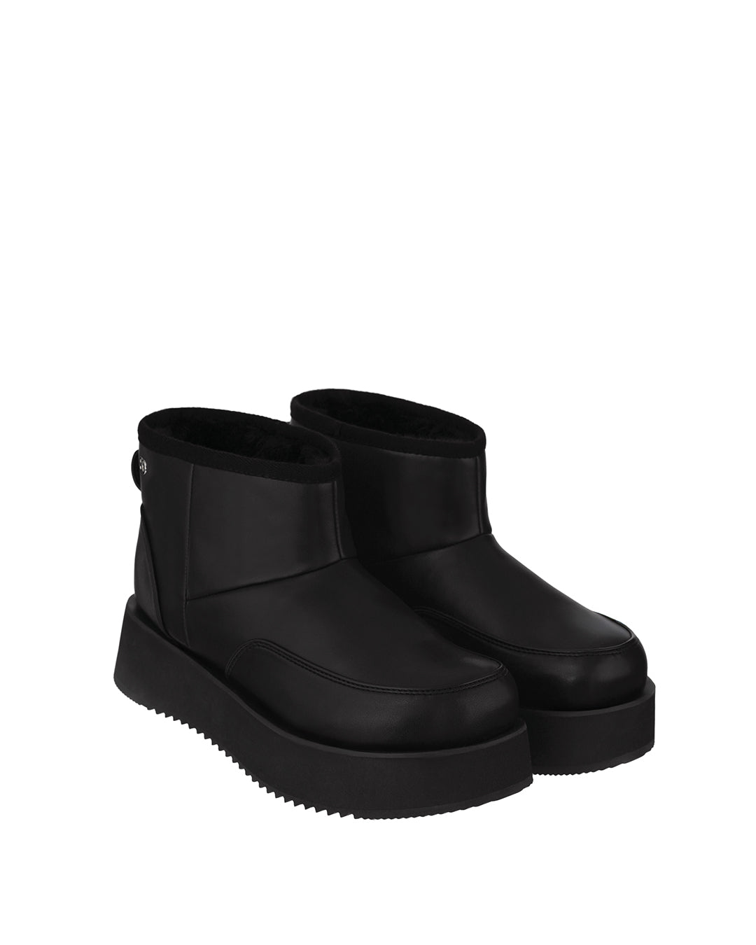 Hatched Winter Short Boots / Black