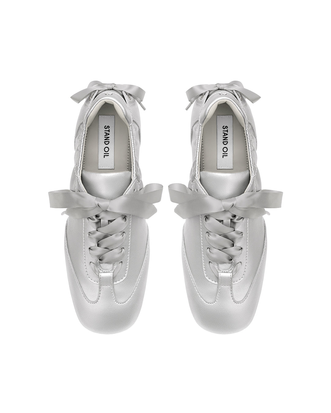 Double Tied Sneakers / Silver