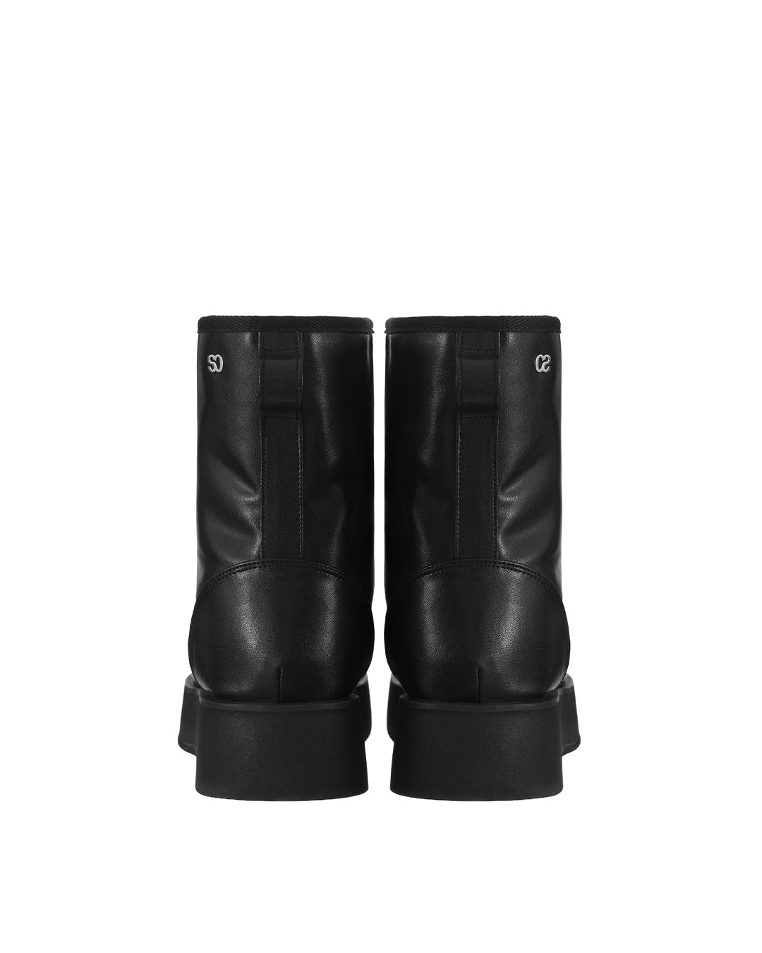 Hatched Winter Boots / Black