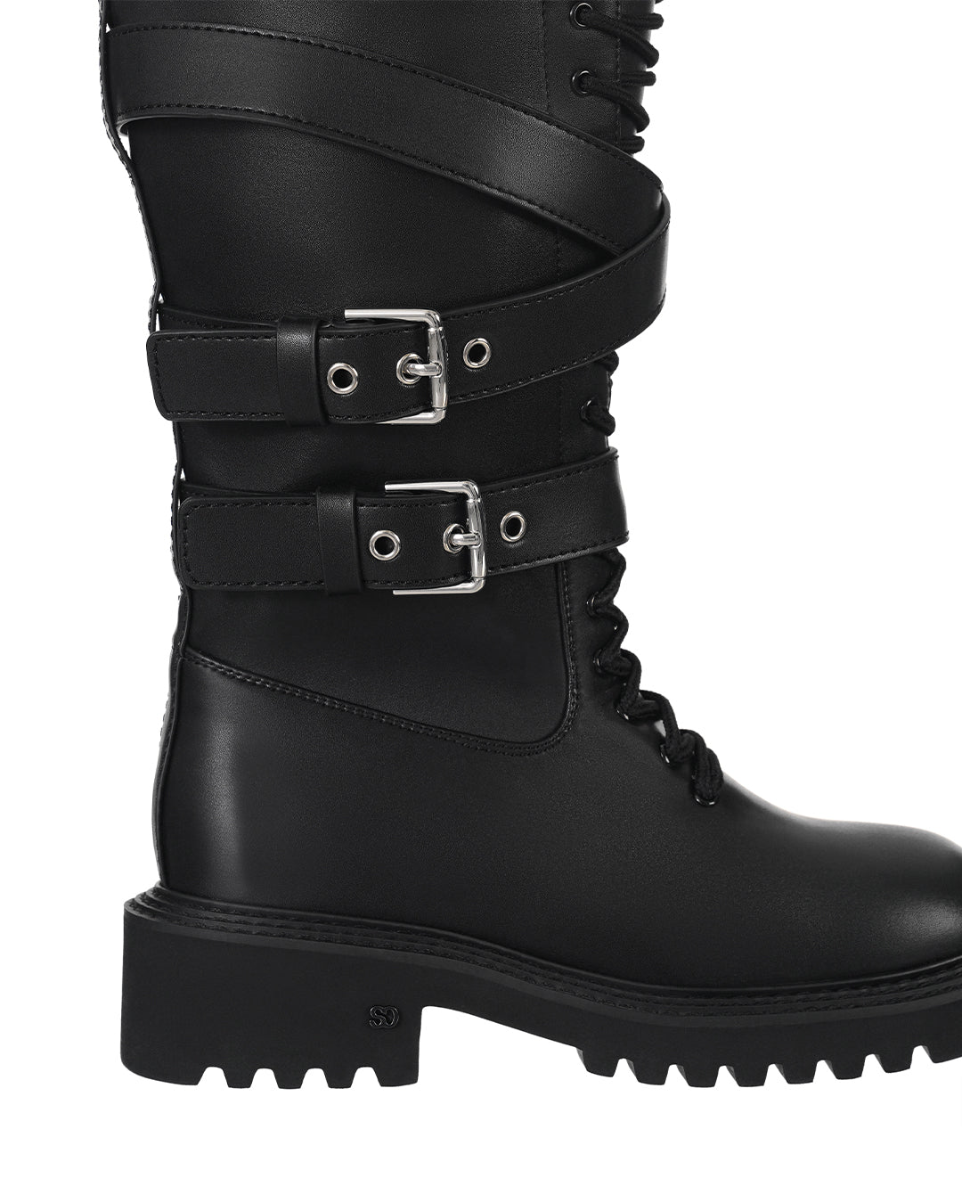Vering Buckle Boots / Black