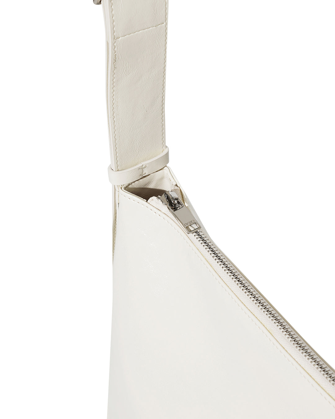 Ooze bag / Cream
