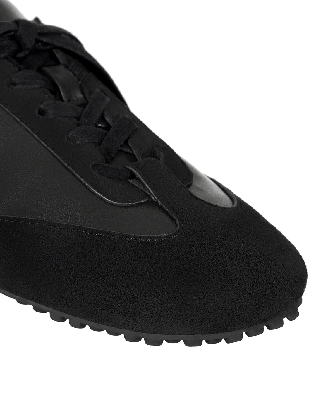 Double Tied Sneakers / Black