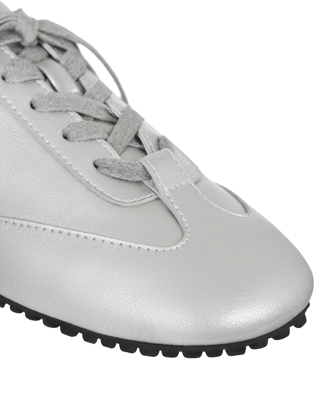 Double Tied Sneakers / Silver