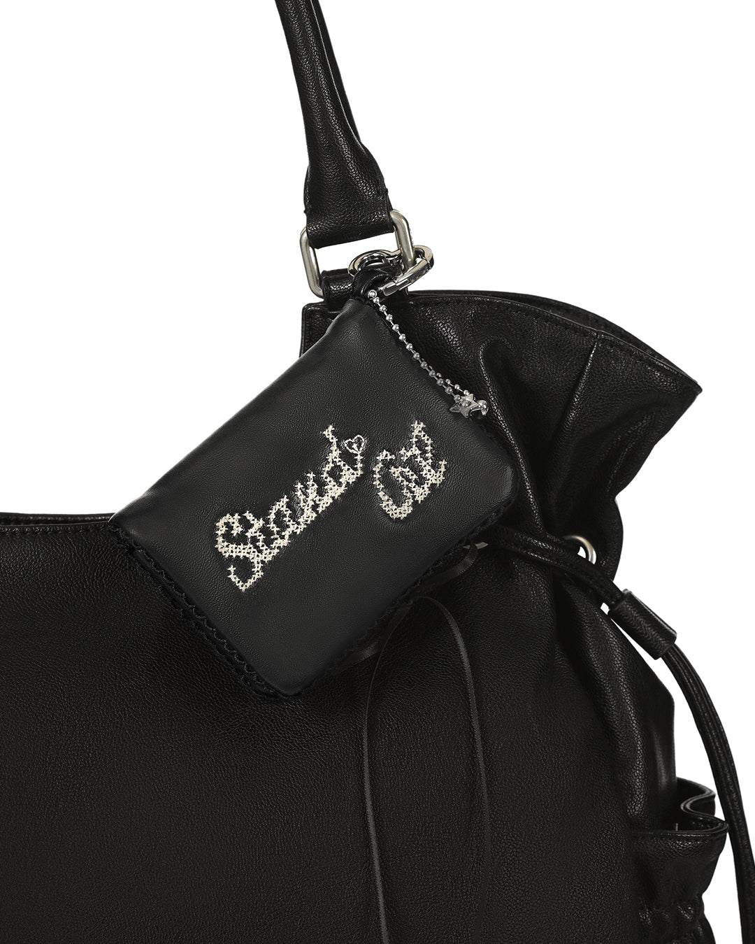 Memory Fluffy Keyring / Black