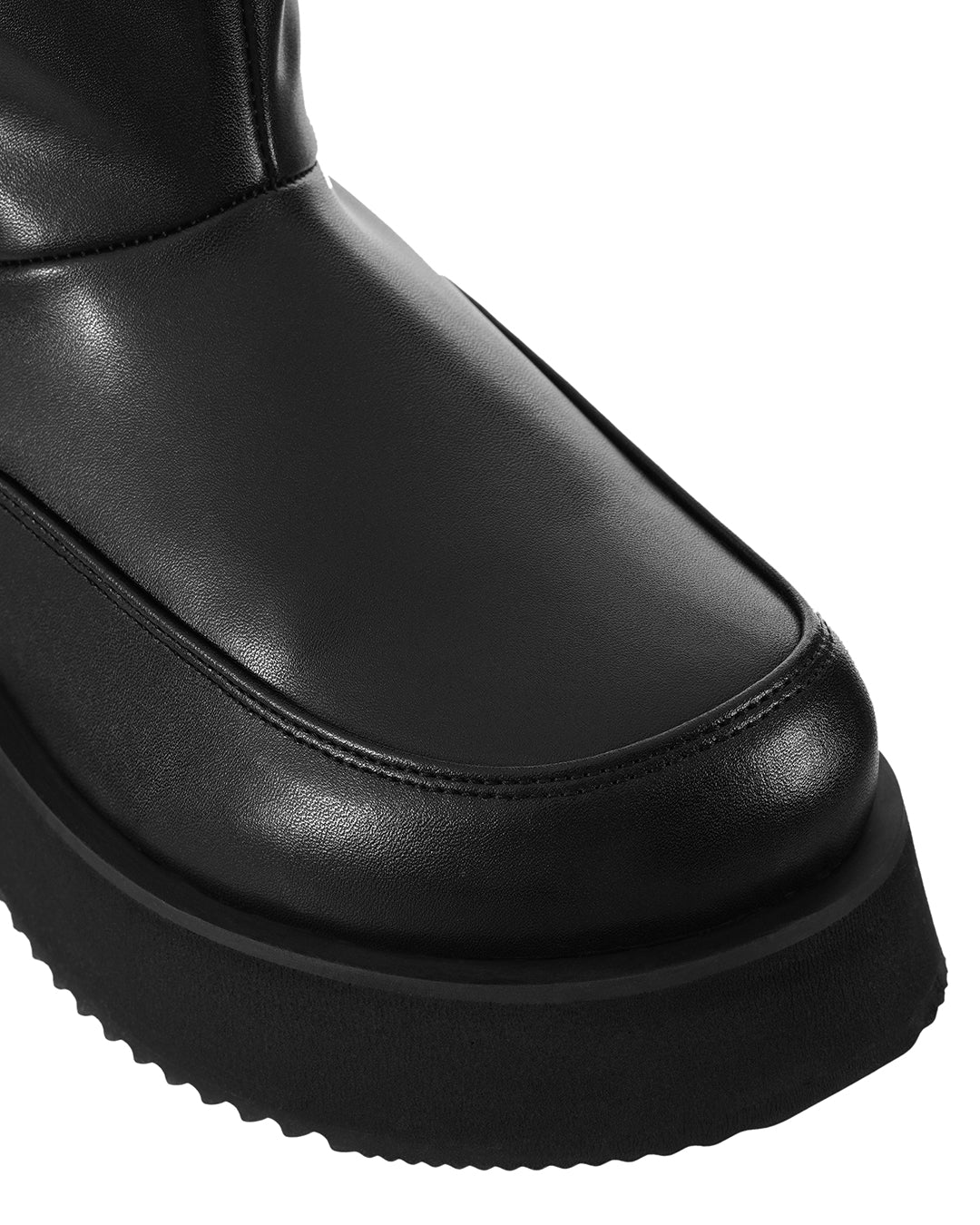 Hatched Winter Boots / Black