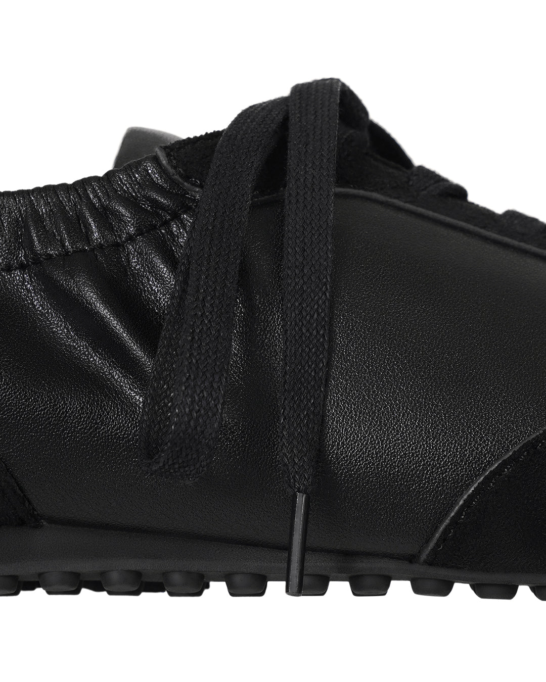 Double Tied Sneakers / Black