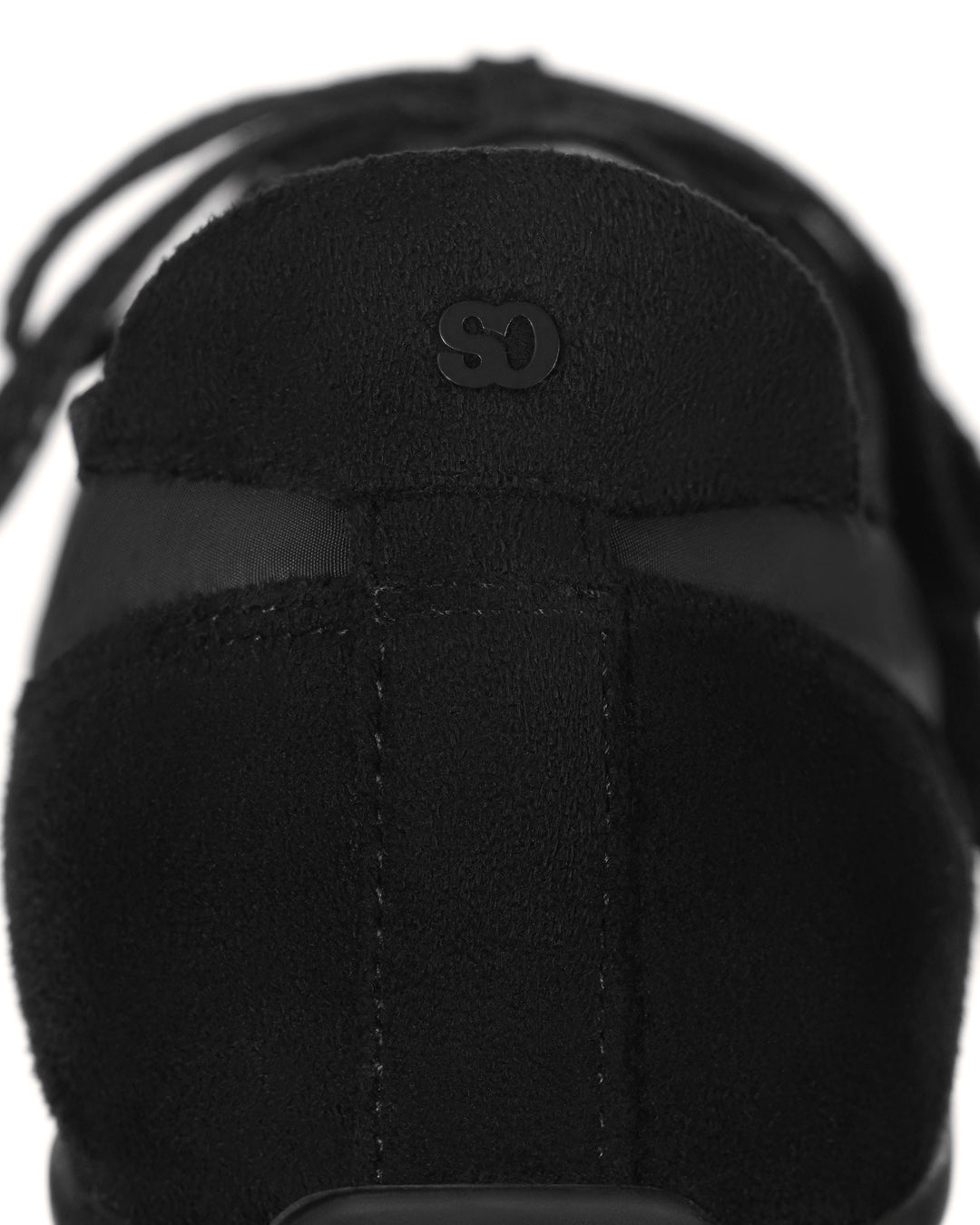 Sophie Flat Sneakers / Black