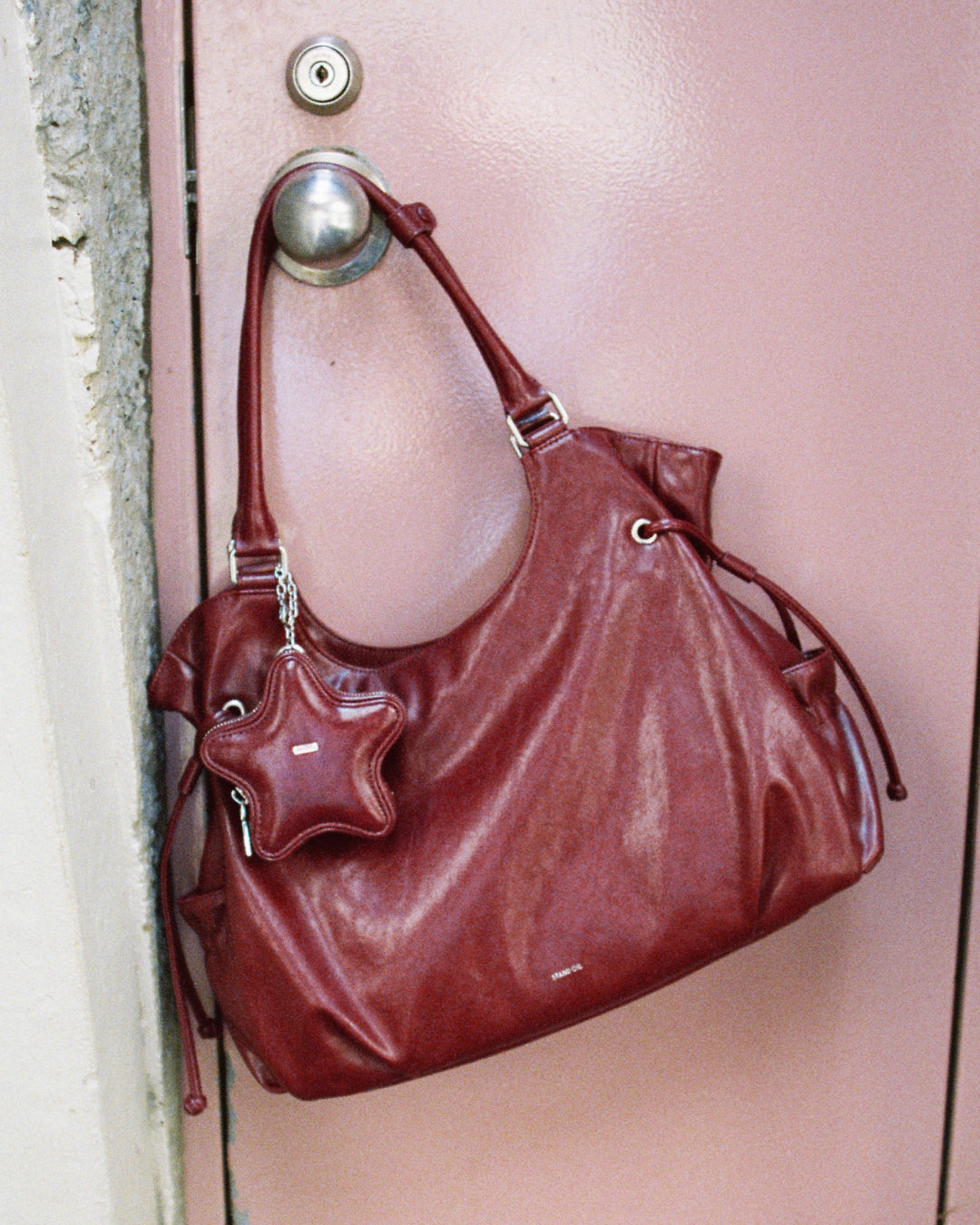 Star Pods Keyring / Red Wine