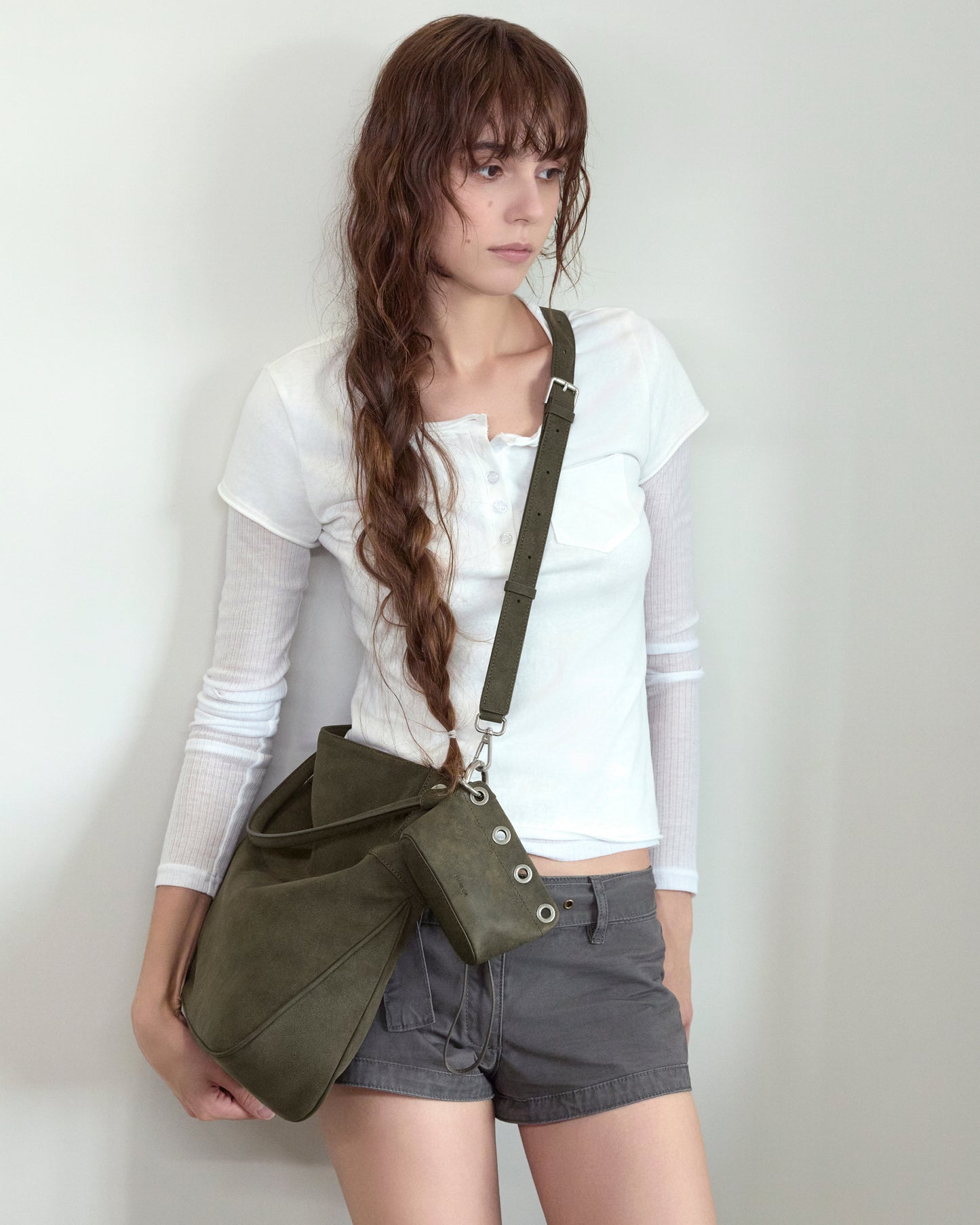 Loop Eyelet Pouch / Washed Brown