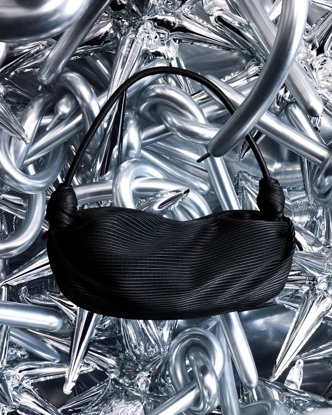 Wave Knot Bag / Black